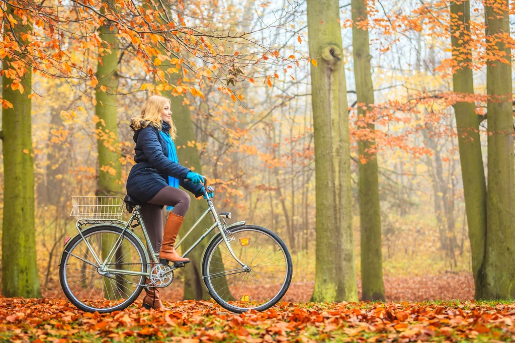Aktywność fizyczna jesienią (niekoniecznie na zewnątrz) to klucz do dobrego nastroju