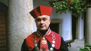 Pan Bolesław Lewandowski, mistrz ceremonii pogrzebowej