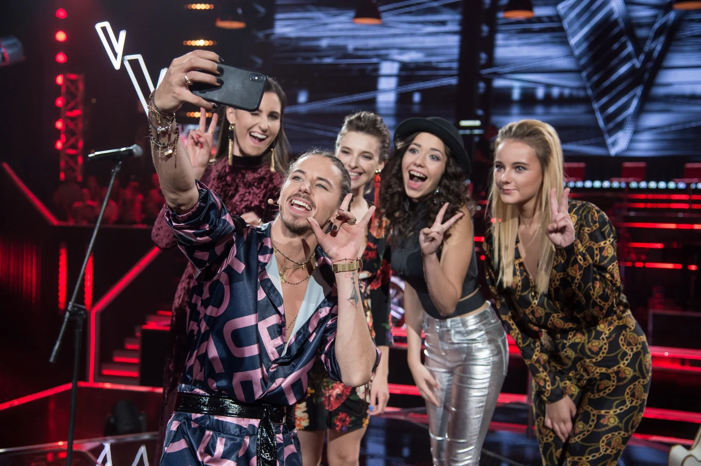 Izabela Szafrańska, Wioletta Markowska, Natalia Zastępa i Natalia Smagacka z trenerem Izabela Szafrańska, Wioletta Markowska, Natalia Zastępa i Natalia Smagacka z trenerem