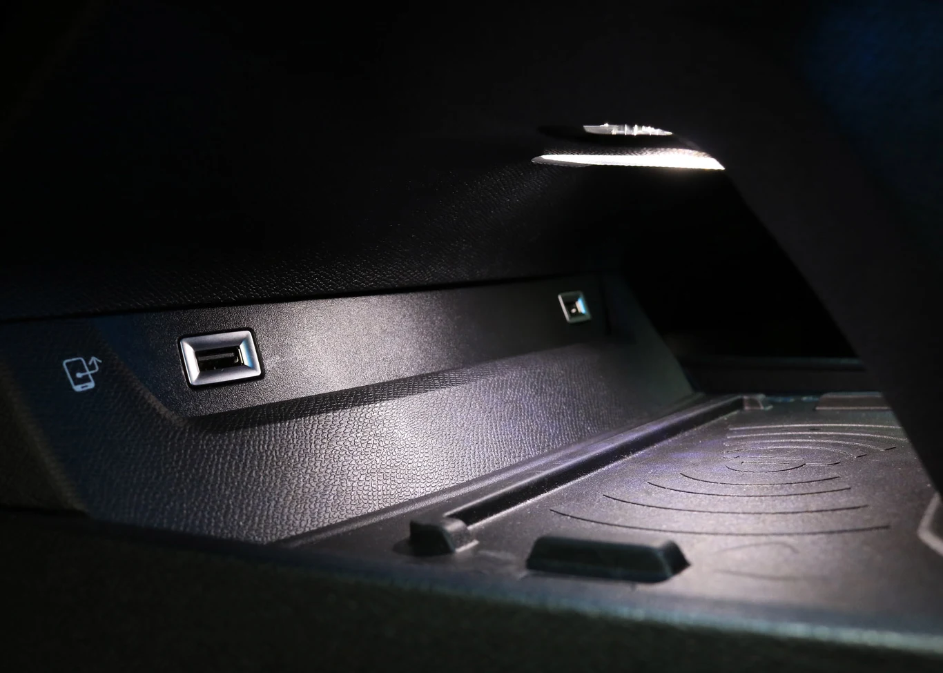 Peugeot 508 GT 2.0 BlueHDi. Zdjęcia Peugeot 508 GT 2.0 BlueHDi. Zdjęcia