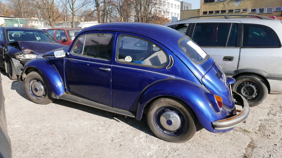 VW Garbus z 1970 roku. Cena 3650 zł / Fot: Zarząd Dróg Miasta Krakowa VW Garbus z 1970 roku. Cena 3650 zł / Fot: Zarząd Dróg Miasta Krakowa