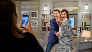 Agata Kulesza i Krzysztof Ibisz na planie programu "Demakijaż"