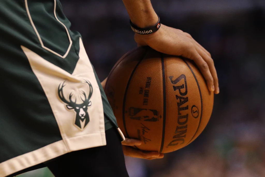 Milwaukee Bucks Milwaukee Bucks