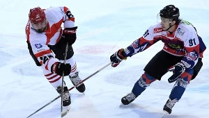 Daniił Oriechin (z prawej) w meczu z Cracovią