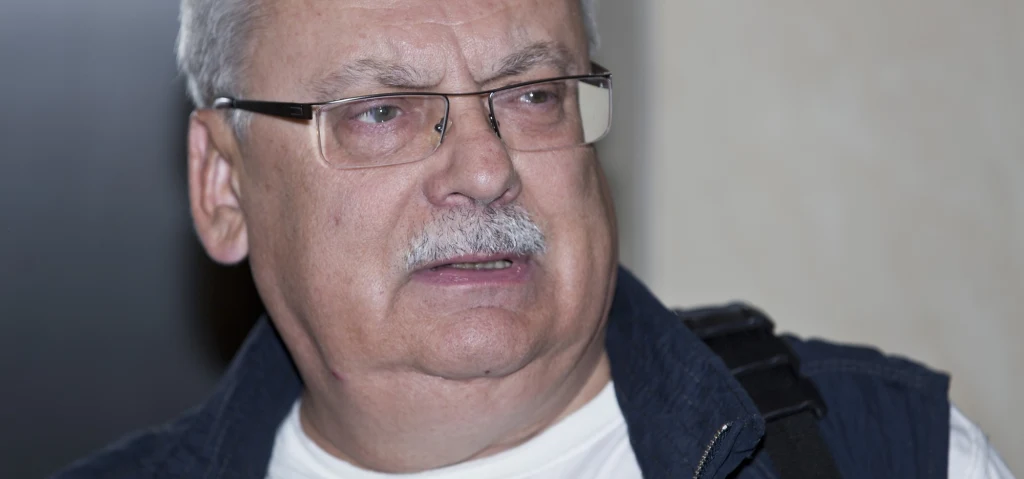 Andrzej Sapkowski Andrzej Sapkowski