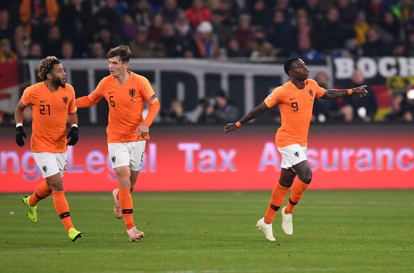 Quincy Promes (pierwszy z prawej) dał nadzieję Holandii