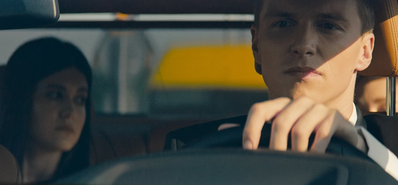  Pasją Kuby są szybkie samochody, zawrotna prędkość i ekstremalne wyścigi.