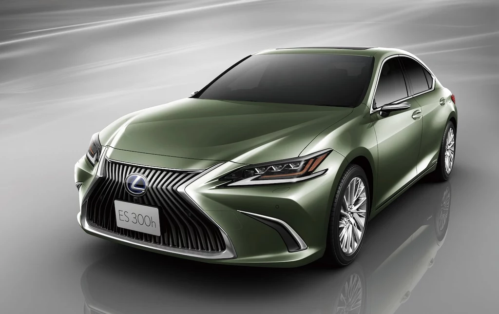 Lexus ES