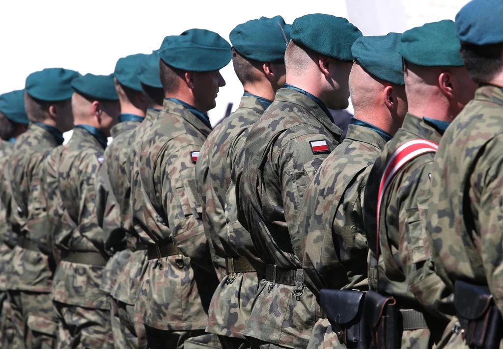 W każdą sobotę, począwszy od 13 lipca, będą otwarte poszczególne garnizony, poszczególne jednostki wojskowe, będzie można na jeden dzień zostać żołnierzem (zdjęcie ilustracyjne z poligonu w Orzyszu) W każdą sobotę, począwszy od 13 lipca, będą otwarte poszczególne garnizony, poszczególne jednostki wojskowe, będzie można na jeden dzień zostać żołnierzem (zdjęcie ilustracyjne z poligonu w Orzyszu)