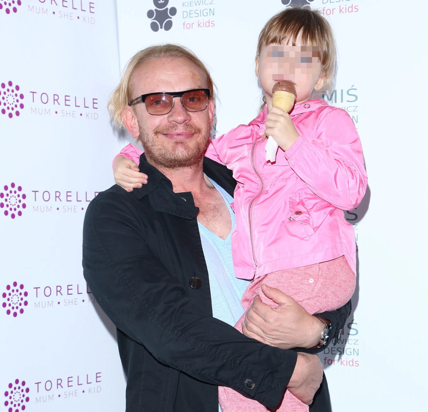 Bartosz Żukowski z córką Polą