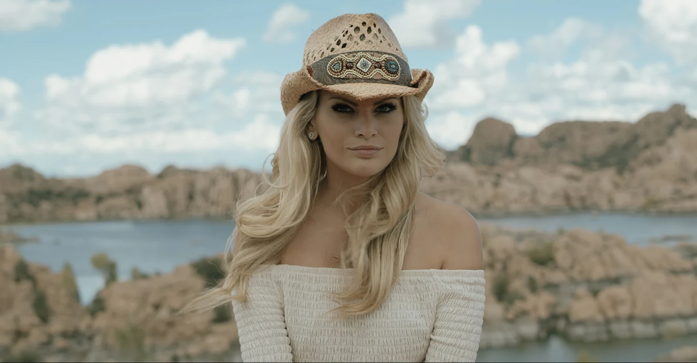 Zobacz zdjęcia z planu kręconego w Arizonie (USA) teledysku "W bezkresną dal" grupy Akcent