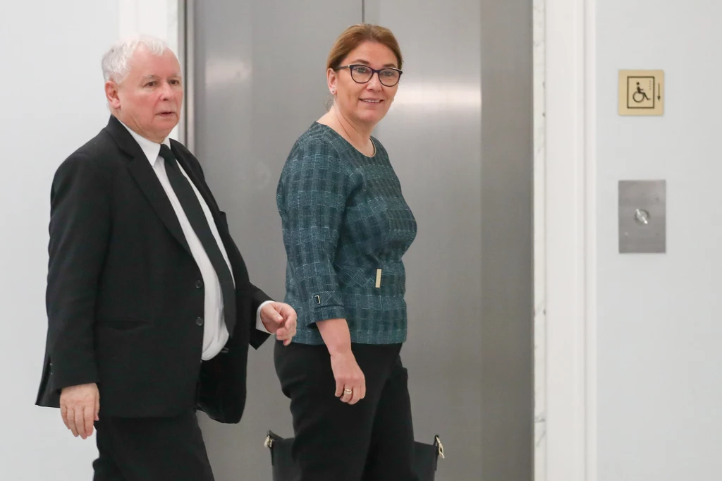 Jarosław Kaczyński i Beata Mazurek Jarosław Kaczyński i Beata Mazurek