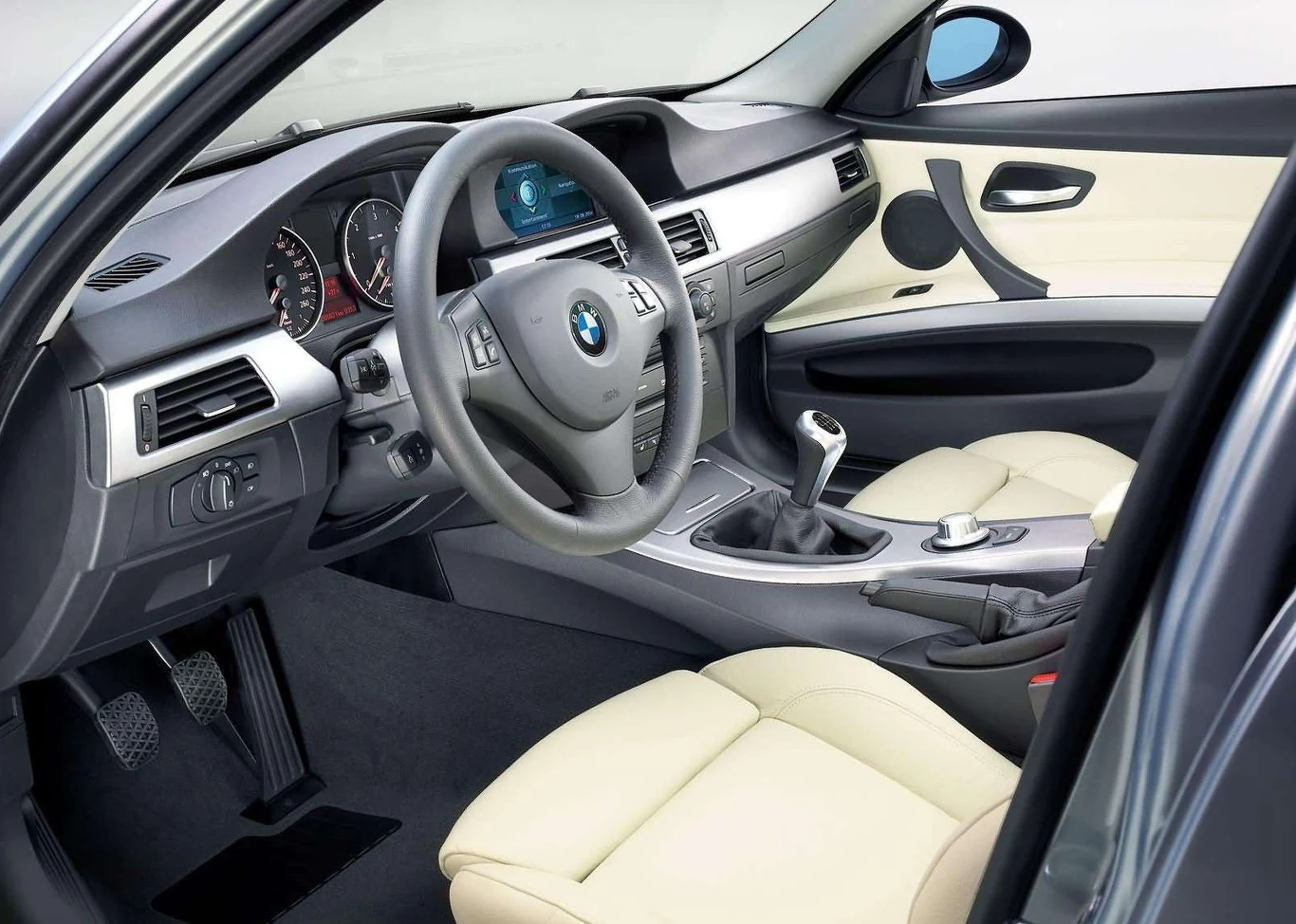 BMW E90