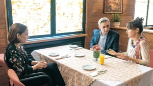 "Na Wspólnej": Podczas spotkania w restauracji Joanna oznajmi Wiktorowi, że jest jej ojcem