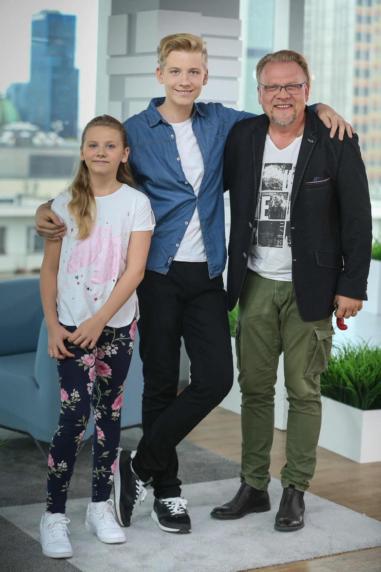 Jacek Lenartowicz z córką Niną i synem Aleksandrem