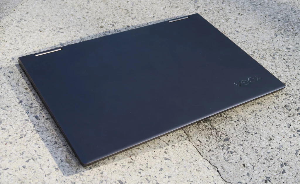 Lenovo Yoga 730