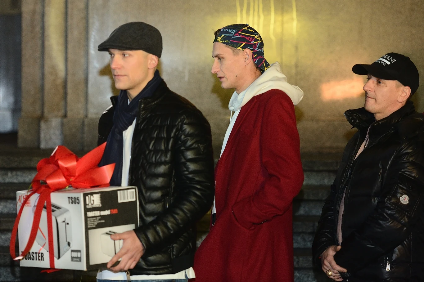 Marcin Kali Gutkowski (w środku)