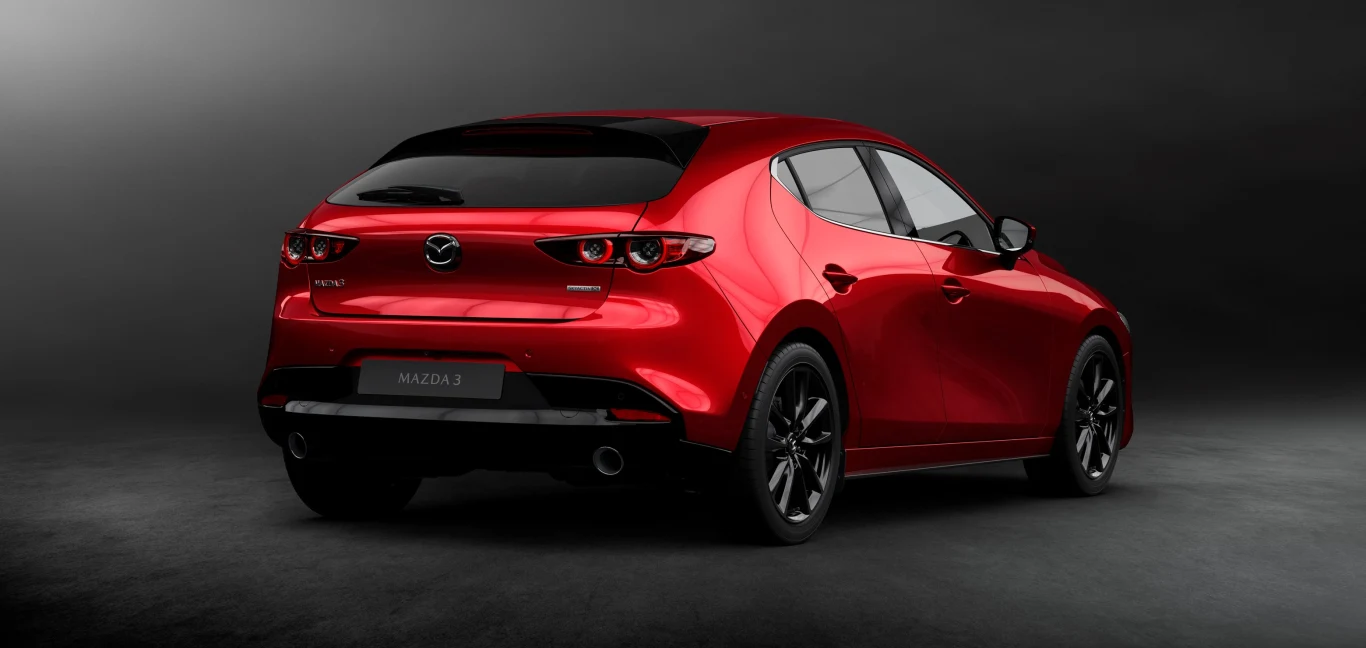 Nowa mazda 3 na zdjęciach