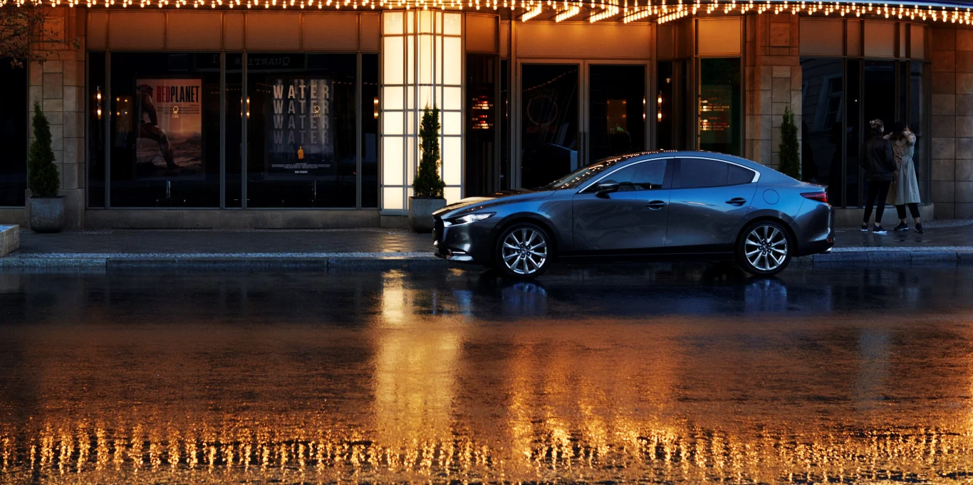 Nowa mazda 3 na zdjęciach