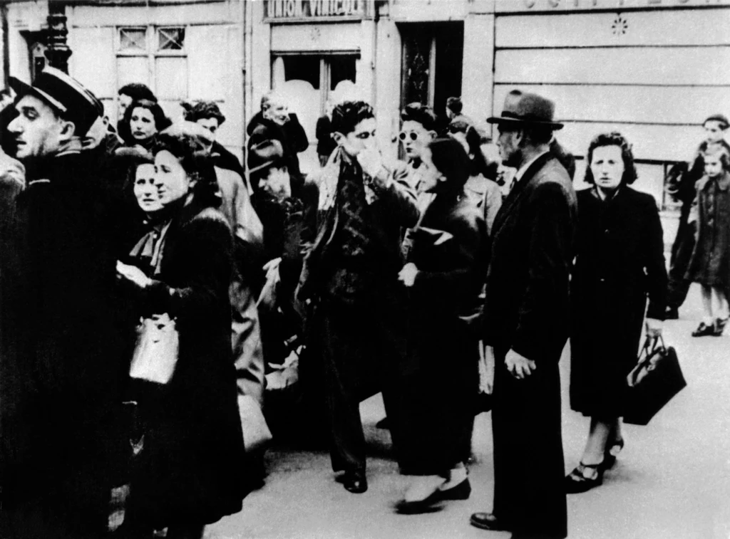 Deportowani Żydzi w czasie II wojny światowej Deportowani Żydzi w czasie II wojny światowej
