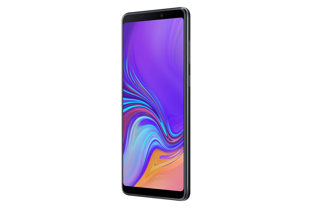 Samsung Galaxy A9 z poczwórnym tylnym aparatem