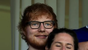 Ed Sheeran i Cherry Seaborn na stadionie Ipswich Town w kwietniu 2018 r.