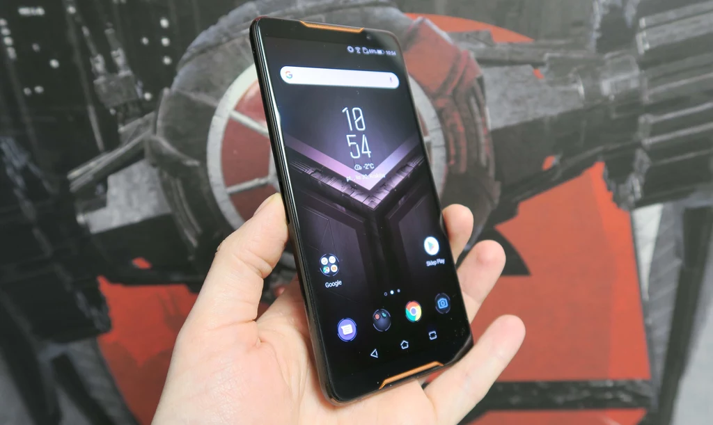 Asus ROG Phone - smartfon przed uruchomieniem Trybu X