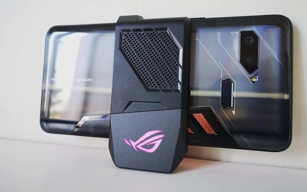 Asus ROG Phone - nakładka chłodząca AeroActive