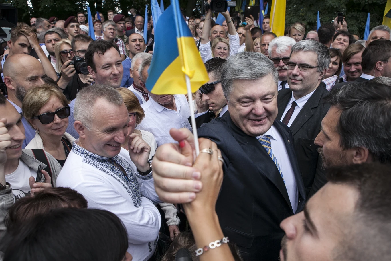 W uroczystościach w Sahryniu wziął udział m.in. prezydent Ukrainy Petro Poroszenko. Dwa dni później obchodzono 75. rocznicę rzezi wołyńskiej
