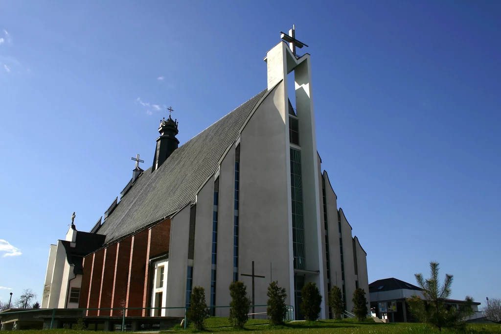 Sankturaium Matki Bożej Nauczycielski Młodzieży w Siekierkach