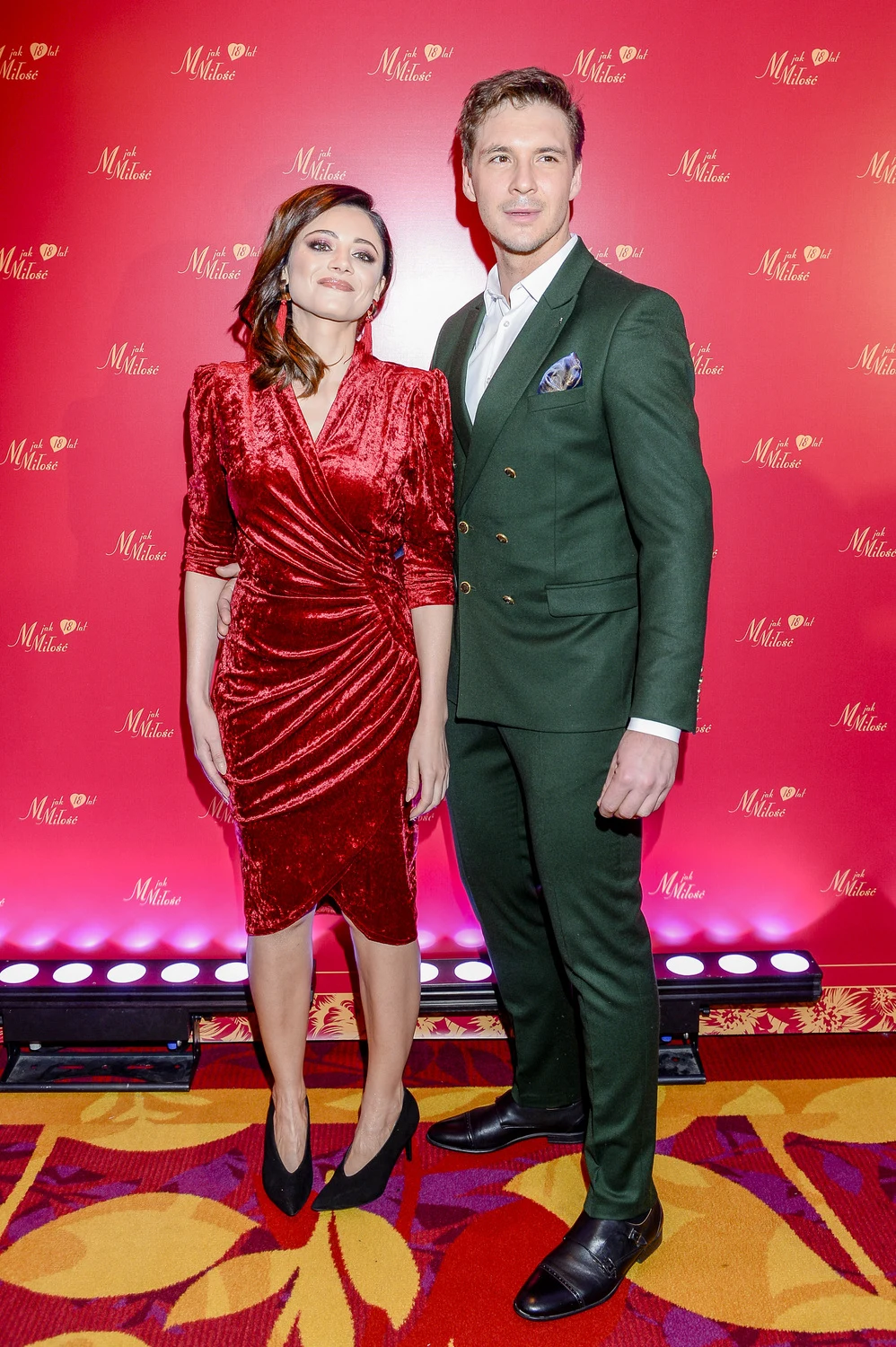 Adriana Kalska i Mikołaj Roznerski na imprezie urodzinowej "M jak miłość" Adriana Kalska i Mikołaj Roznerski na imprezie urodzinowej "M jak miłość"