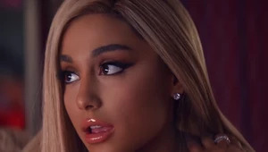 Ariana Grande w teledysku "Thank U, Next"