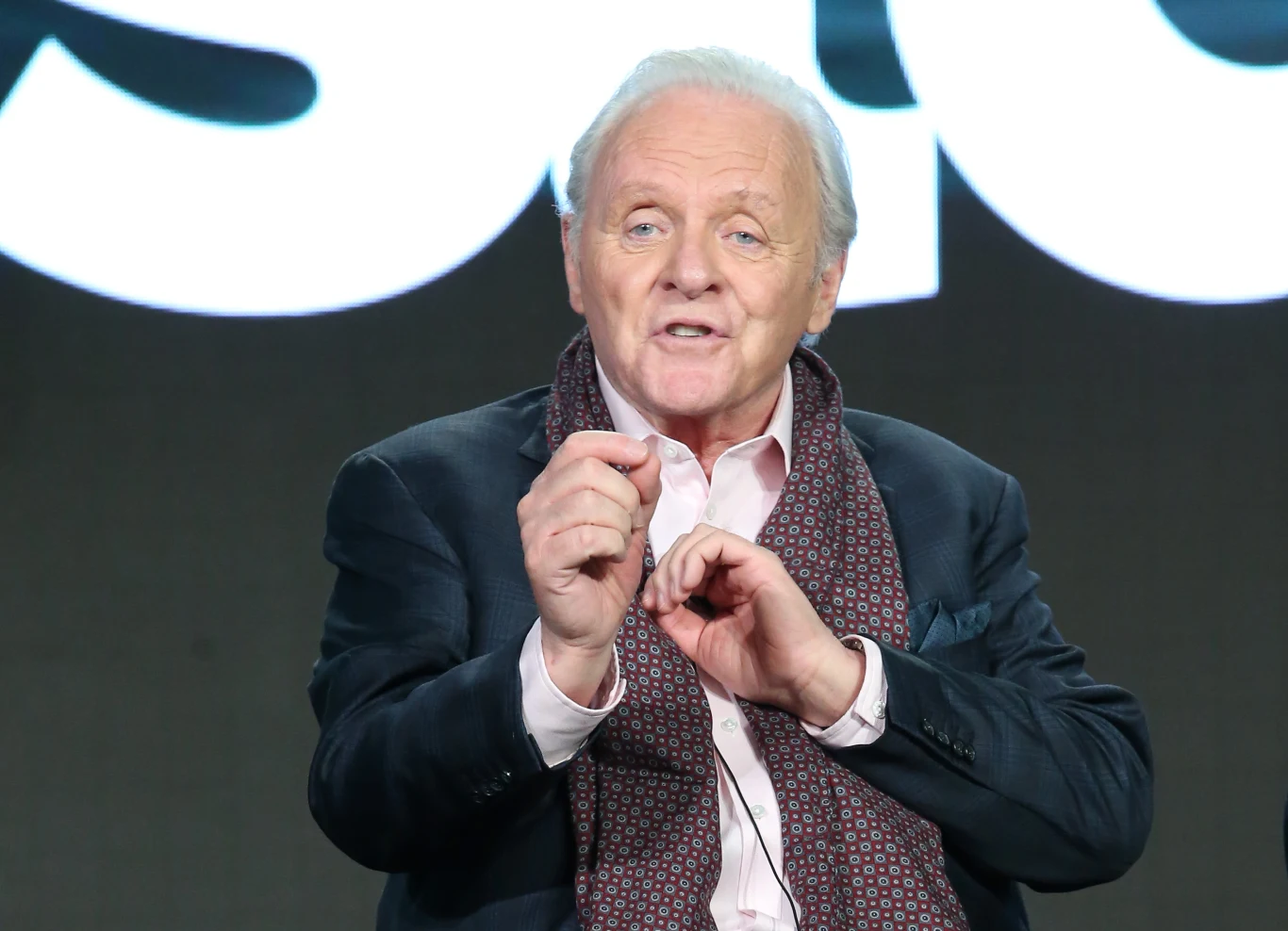 Choć stan zdrowia nie pozwala mu często gościć na ekranie, Anthony Hopkins nie żegna się z zawodem