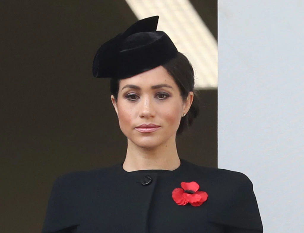 Końcówka roku dla nowej księżnej jest wyjątkowo trudna. Brytyjskie media rozpisują się o konflikcie Meghan i księżnej Kate