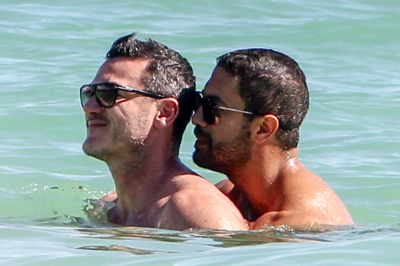 Luke Evans i Victor Turpin Luke Evans i Victor Turpin