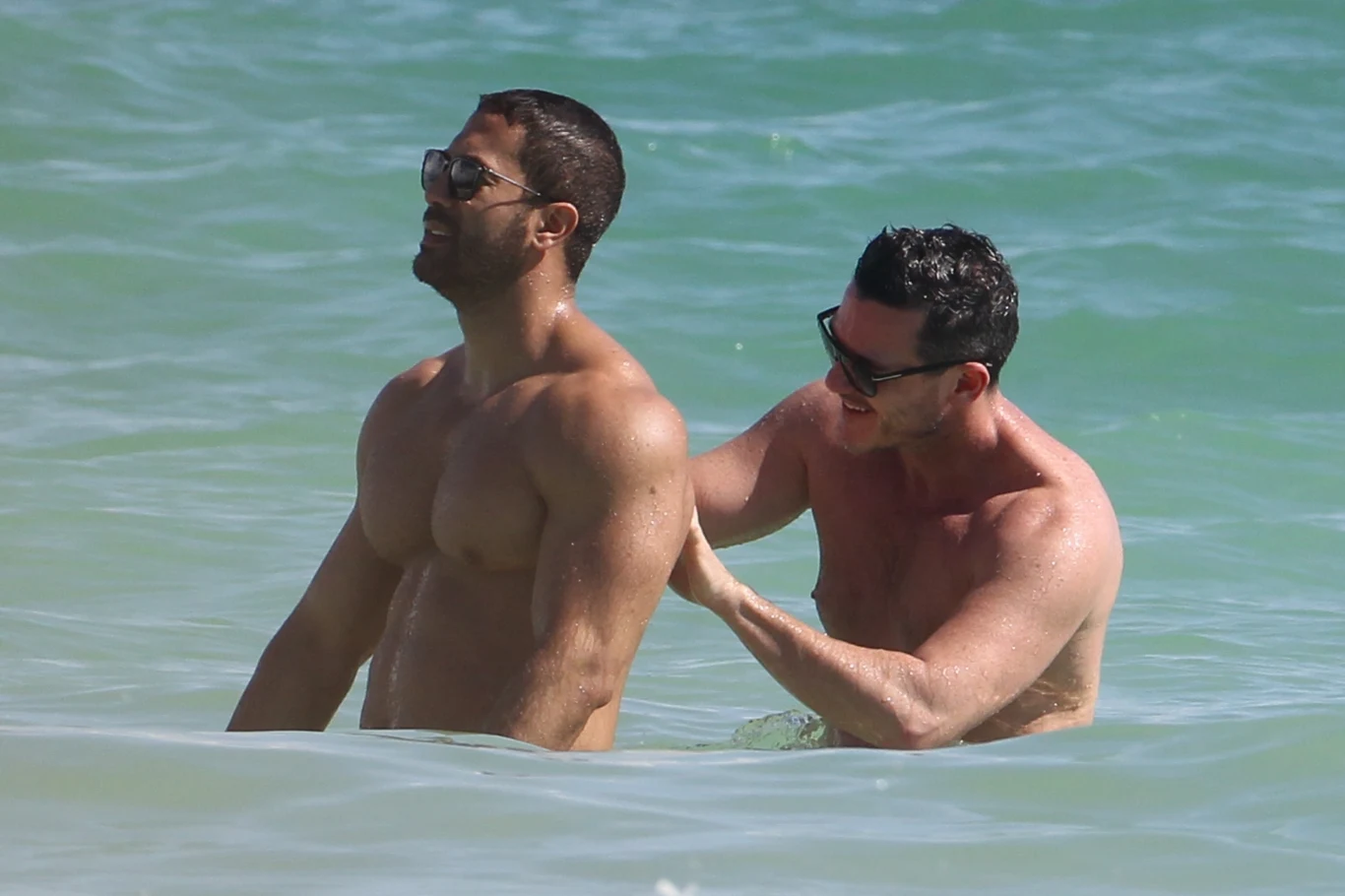 Luke Evans i Victor Turpin Luke Evans i Victor Turpin