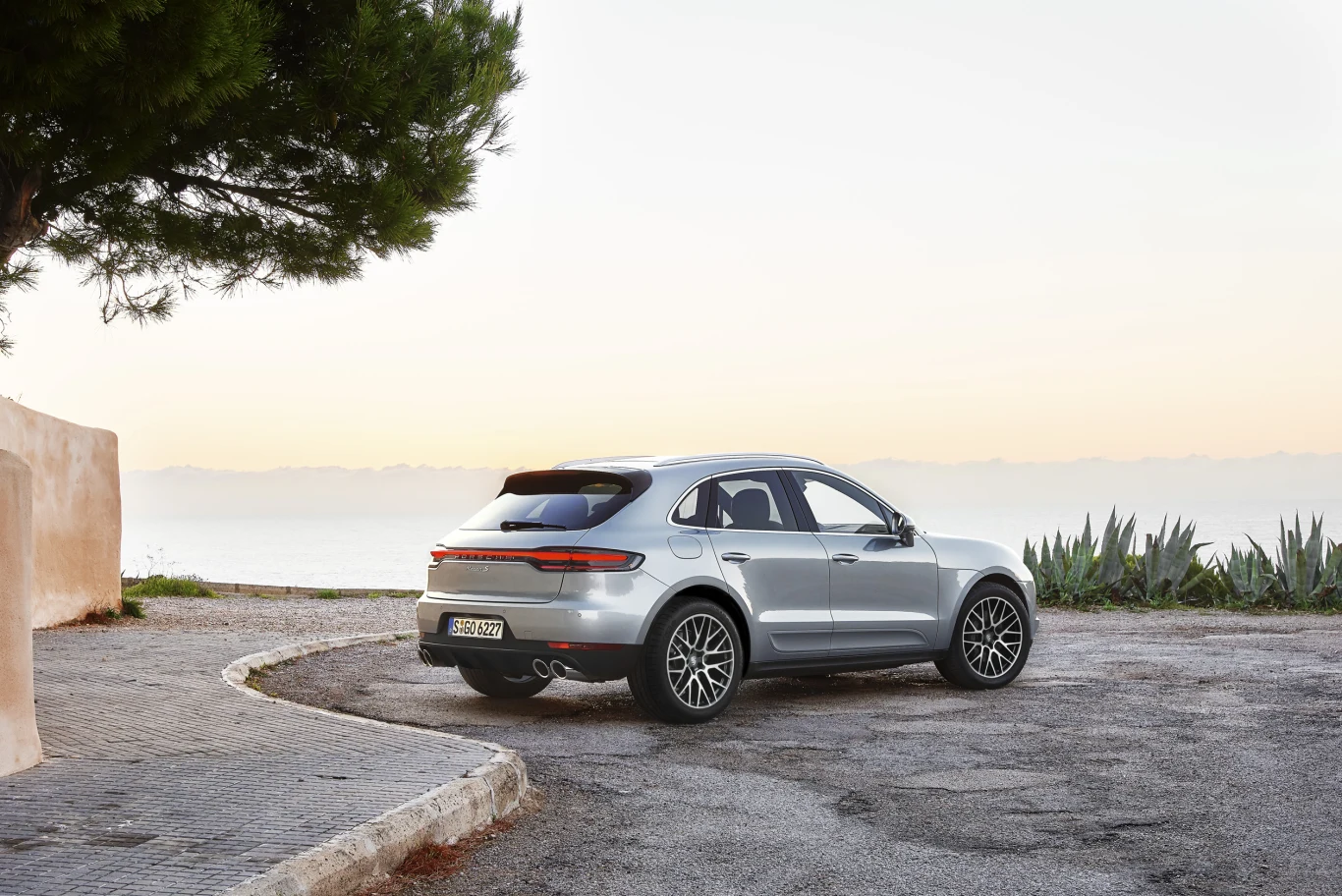 Porsche Macan S Porsche Macan S
