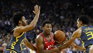 Kyle Lowry (w środku)