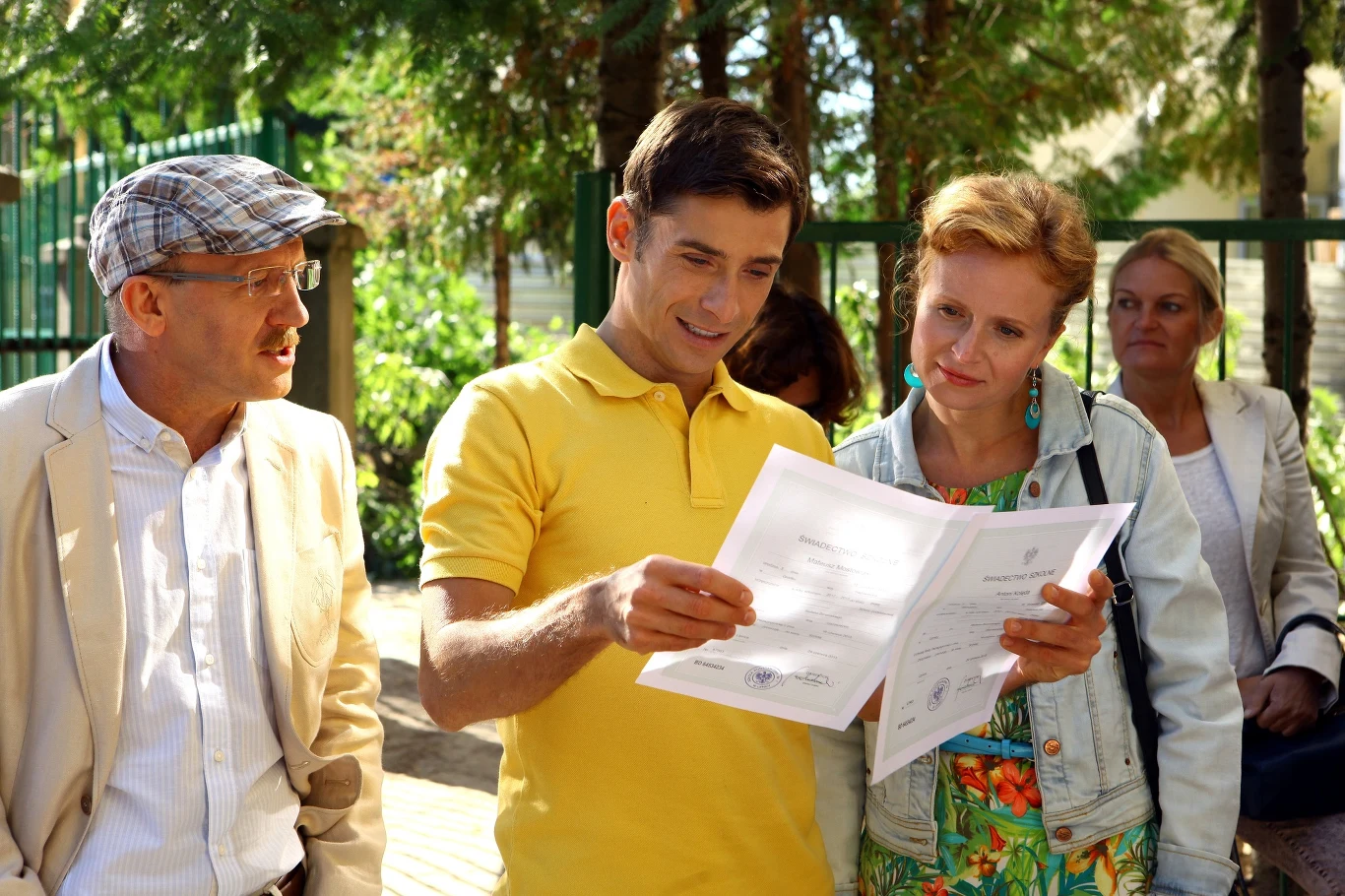 Artur Barciś, Kacper Kuszewski i Dominika Kluźniak na planie "M jak miłość" Artur Barciś, Kacper Kuszewski i Dominika Kluźniak na planie "M jak miłość"