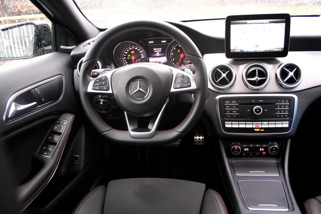 Mercedes GLA 220 4MATIC