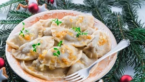 Farsz na pierogi robię z przepisu Ewy Wachowicz. Metoda "pół na pół" nie ma sobie równych