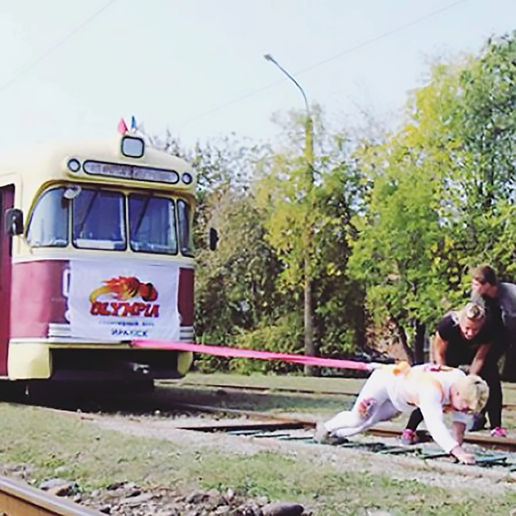 Koszelewa przeciągająca tramwaj
