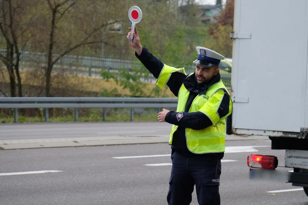 Policja prowadzi akcję "Smog"