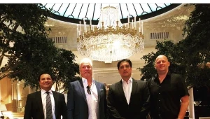 Mats Hartling (2. z lewej) i Adam Pietrowski (1. z prawej) mają pokierować Wisłą Kraków