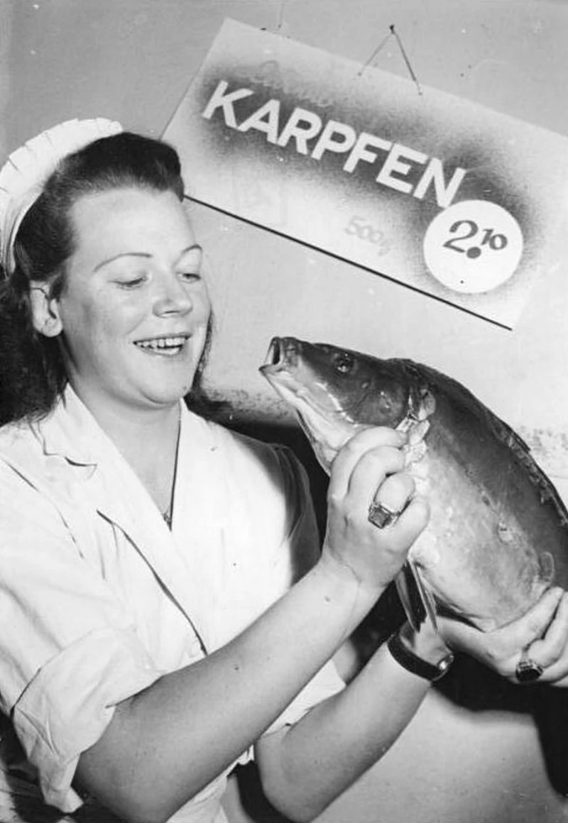 Karp, zdjęcie z roku 1946 (Bundesarchiv/CC-BY-SA 3.0) Karp, zdjęcie z roku 1946 (Bundesarchiv/CC-BY-SA 3.0)