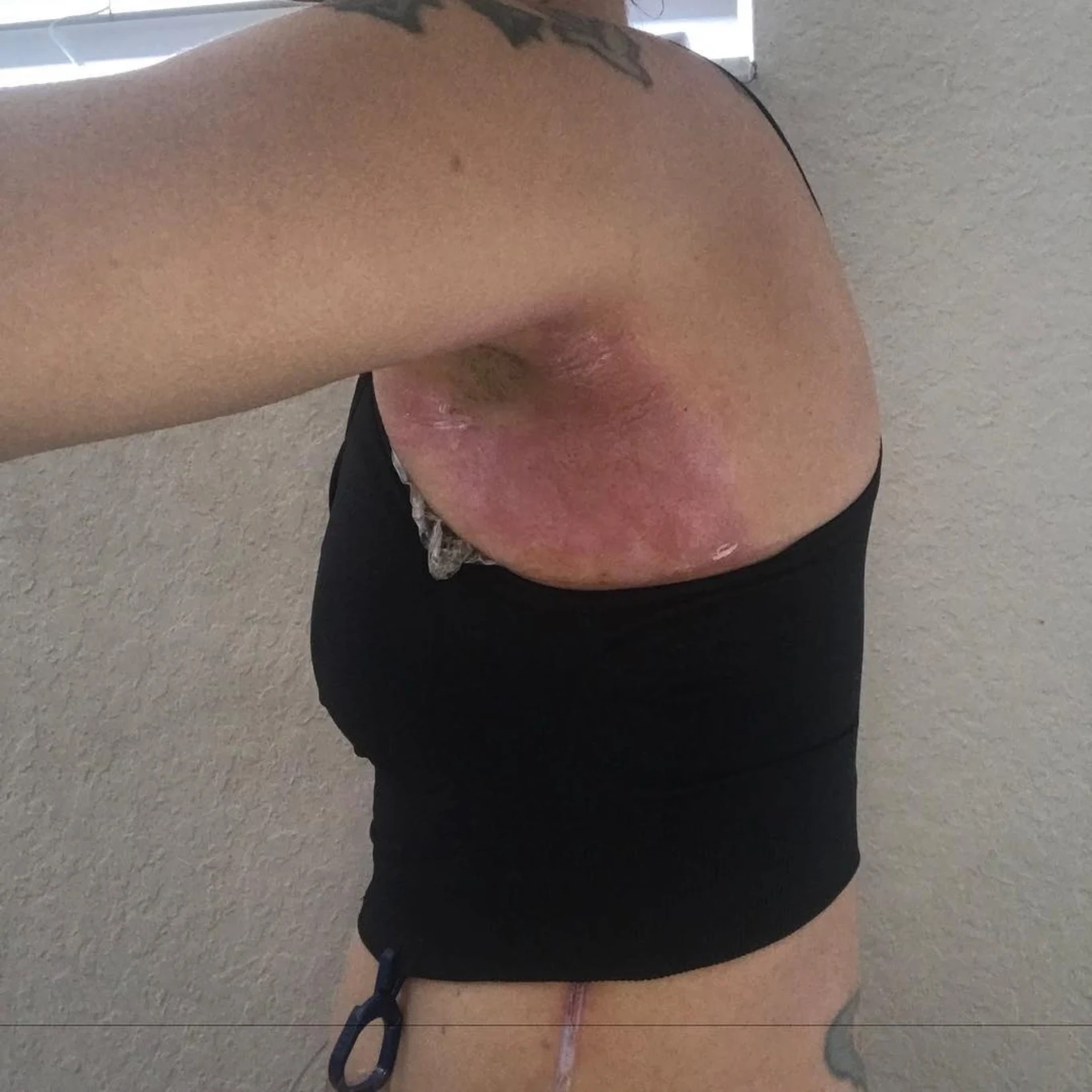 Z Christiną zaczęło dziać się coś niepokojącego Z Christiną zaczęło dziać się coś niepokojącego