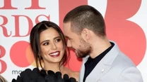 Cheryl i Liam Payne byli ze sobą ponad dwa lata, a w marcu 2017 roku na świecie pojawił się owoc ich miłości - synek Bear Grey Payne. 

Początkowo związek Liama i Cheryl budził mnóstwo kontrowersji, zwłaszcza wśród fanek piosenkarza, które twierdziły, że starsza o 10 lat partnerka jest złą partią dla wokalisty.

"To była dla nas ciężka decyzja. Wciąż mamy dla siebie wiele miłość jako rodzina. Bear jest naszym światem i pragniemy o uszanowanie naszej prywatności dopóki nie odnajdziemy naszych dróg" - mogliśmy przeczytać na Twitterze Payne'a.