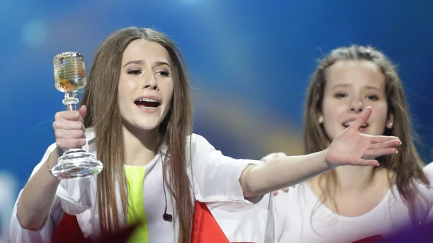 Mijający rok był niezwykle udany dla Roksany Węgiel. 13-latka najpierw wygrała pierwszą polska edycję "The Voice Kids", a w listopadzie zwyciężyła w Konkursie Piosenki Eurowizji dla Dzieci 2018. Jest to pierwszy taki sukces naszego kraju