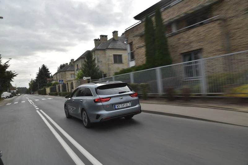 Kia Ceed SW 1.4 T-GDI 7DCT L 