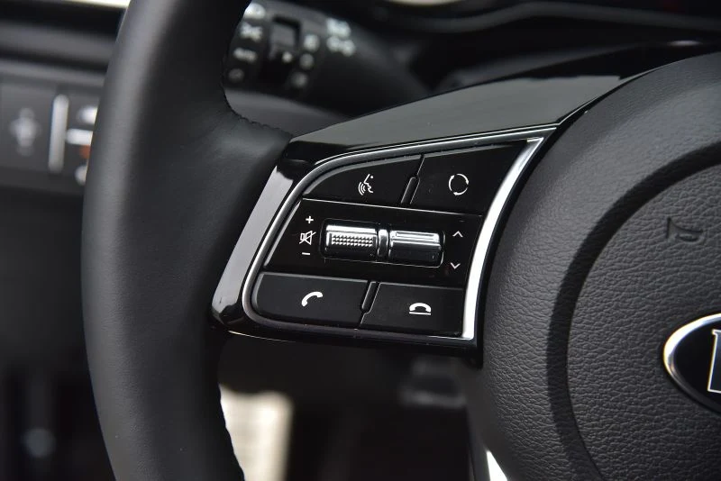 Kia Ceed SW 1.4 T-GDI 7DCT L 